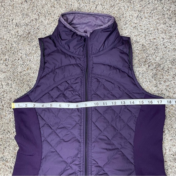 Lululemon Fluff Off Goose Down Puffer Vest in Deep Zinfandel Purple 8 W4B76S - Picture 11 of 12